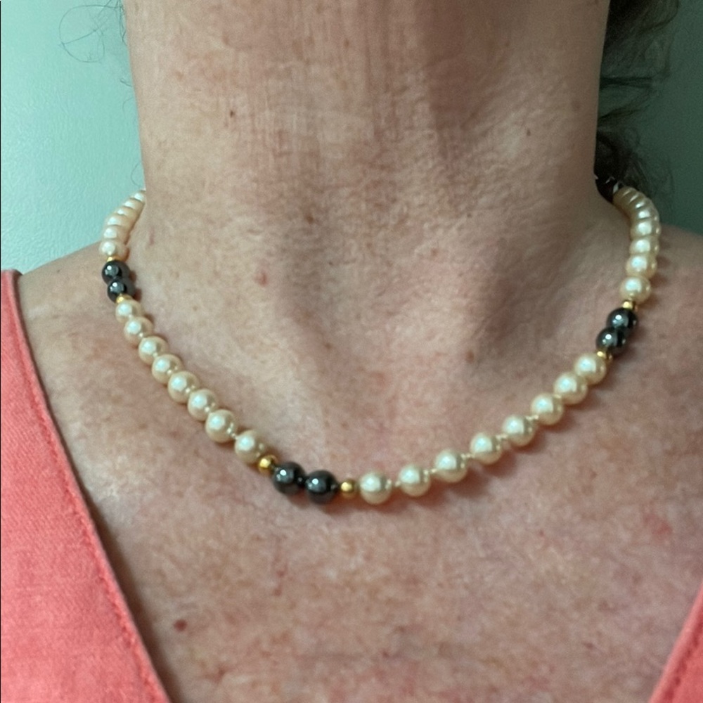 Elegant Pearl and Black Bead Necklace